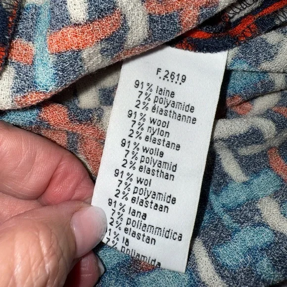 Lacoste Blue and Red Patterned Zip Up Front Dress- Size 40 - Picture 7 of 8